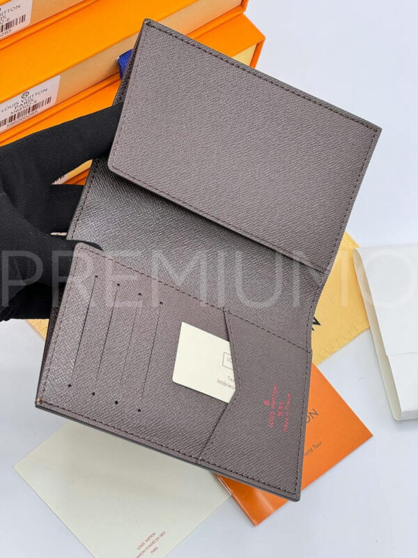 Louis Vuitton обложка на паспорт PR557636 4