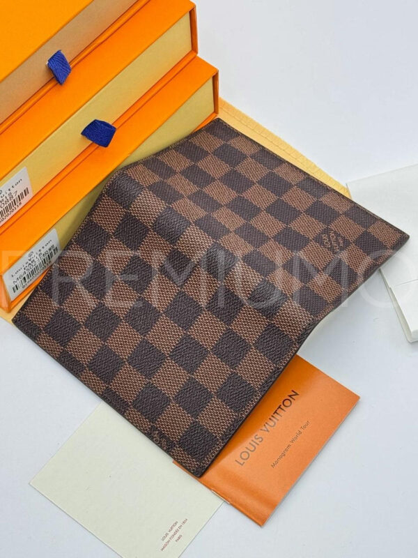 Louis Vuitton обложка на паспорт PR488838 3