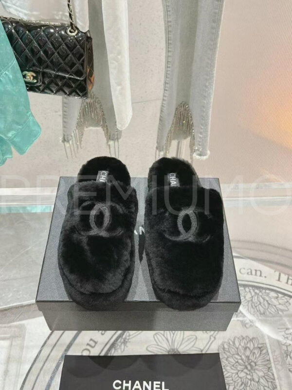Chanel мюли PR654748 2