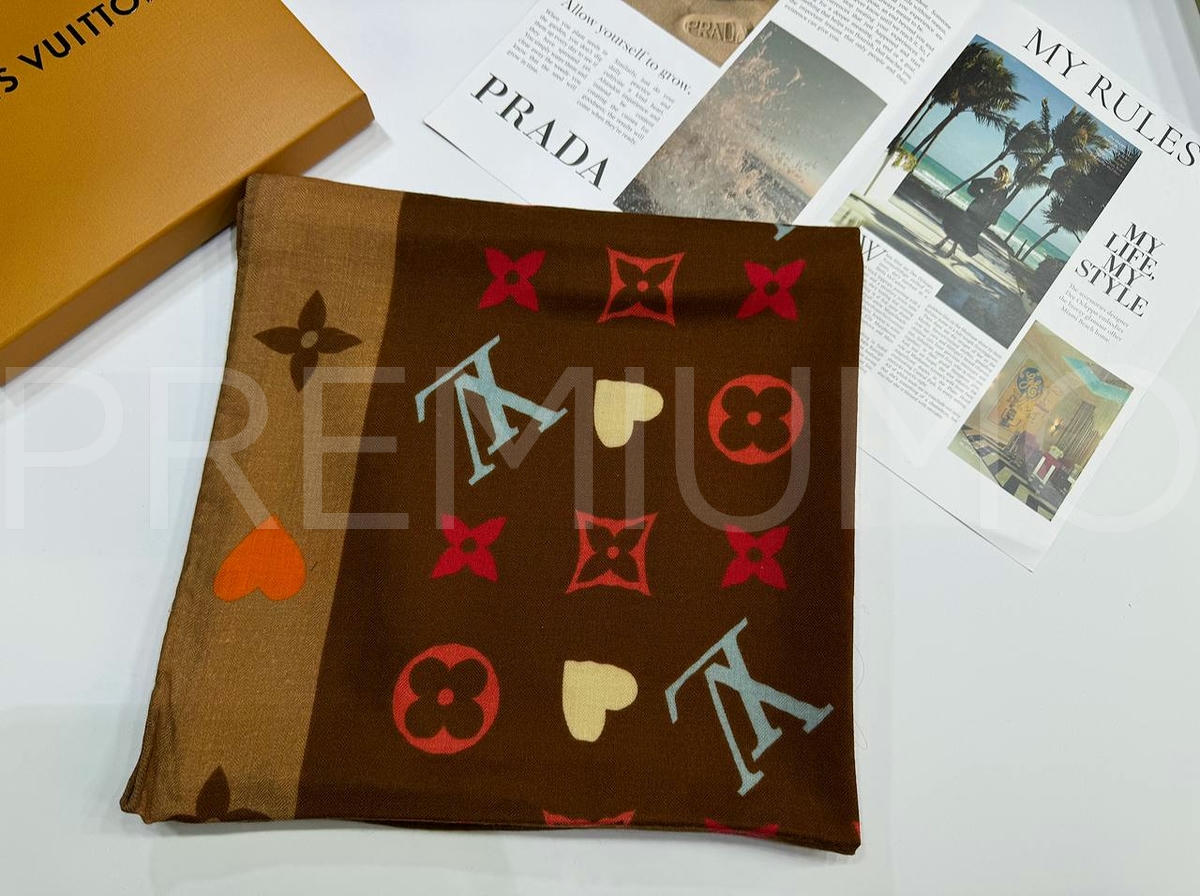 Louis Vuitton платок PR534184 2 Louis Vuitton платок PR534184 2