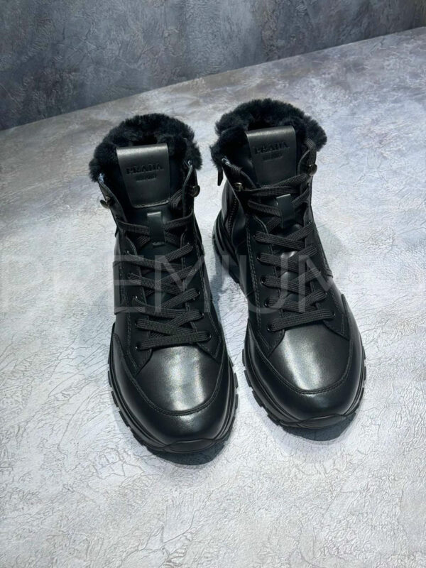 Prada кроссовки PR818243 2