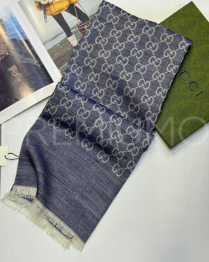 Gucci палантин PR322137