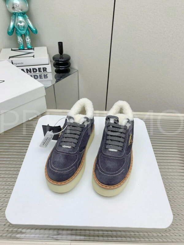 Prada кроссовки PR471593 9