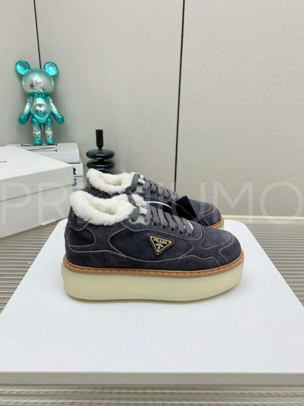 Prada кроссовки PR471593 2