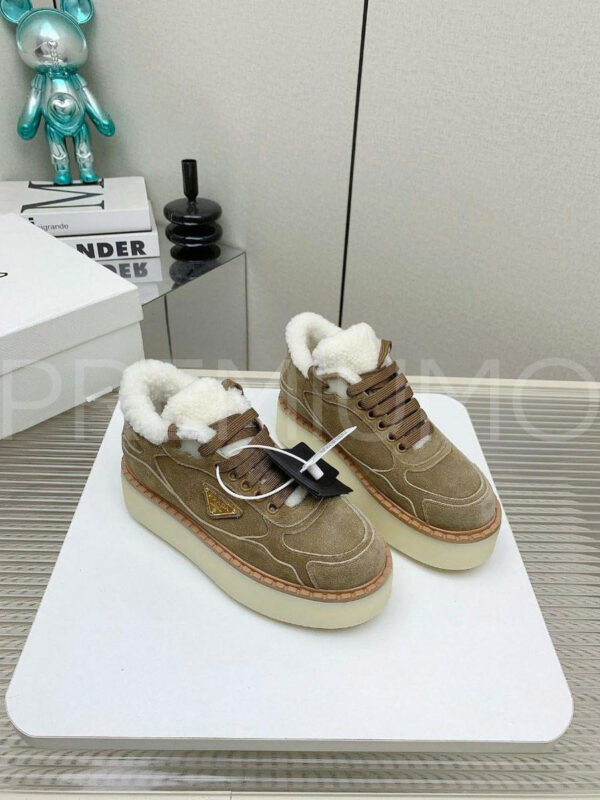 Prada кроссовки PR553204 3