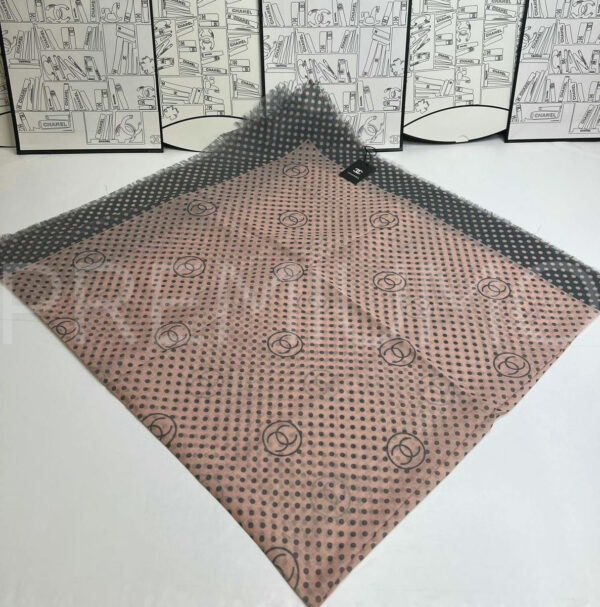 Chanel платок PR858031