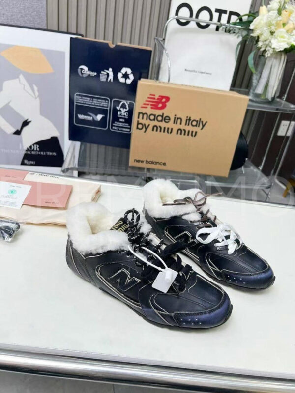 Miu Miu кроссовки PR442255