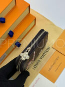 Louis Vuitton кошелек PR935832 16