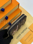 Louis Vuitton кошелек PR935832 12