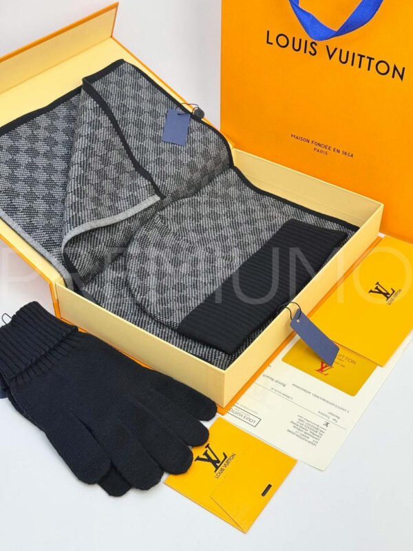 Louis Vuitton комплект PR766664 2