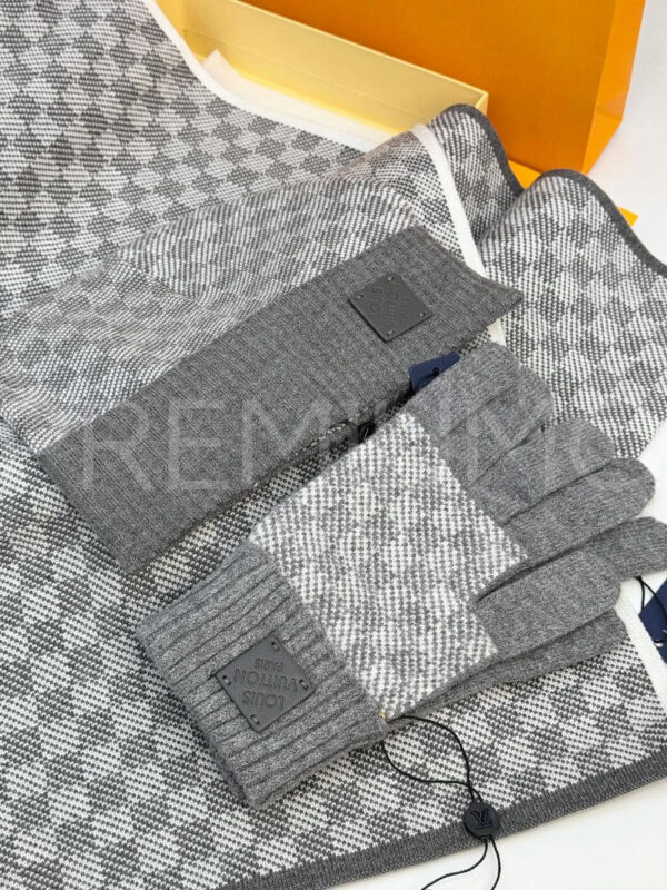 Louis Vuitton комплект PR152488 4