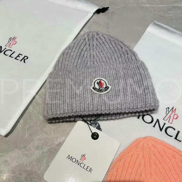 Moncler шапка PR818873