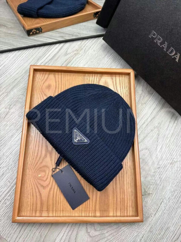 Prada шапка PR149844 4