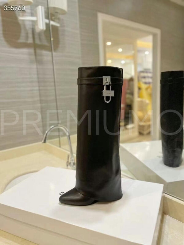 Givenchy сапоги PR349651 3