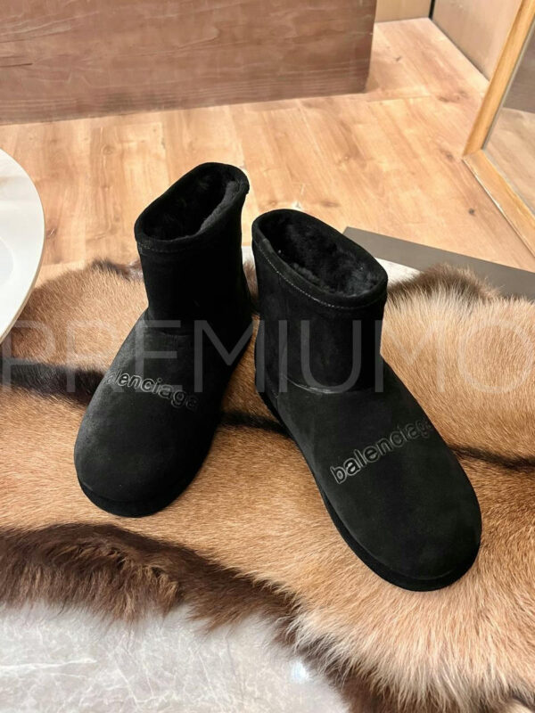 Balenciag угги PR685060 4