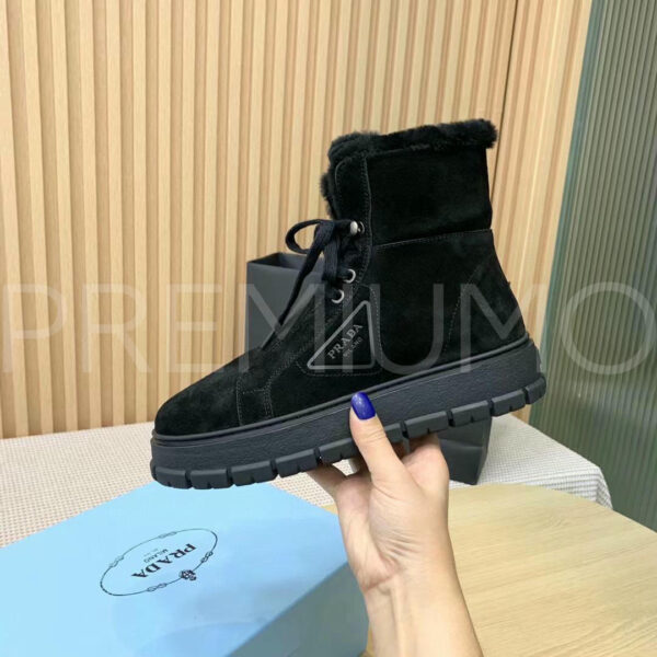 Prada кроссовки PR947585 17