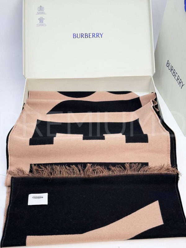 Burberry шарф PR978674 4