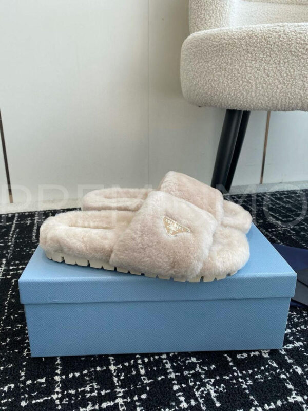 Prada шлепанцы PR796416 7