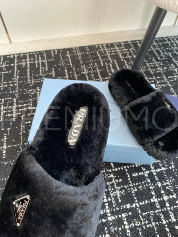 Prada шлепанцы PR458169 8