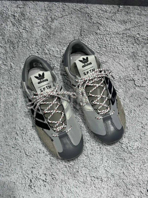 Adidas кроссовки PR243230 2