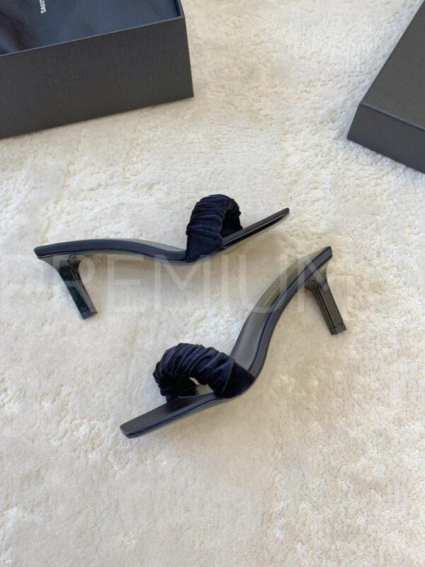 Yves Saint Laurent сабо PR456993