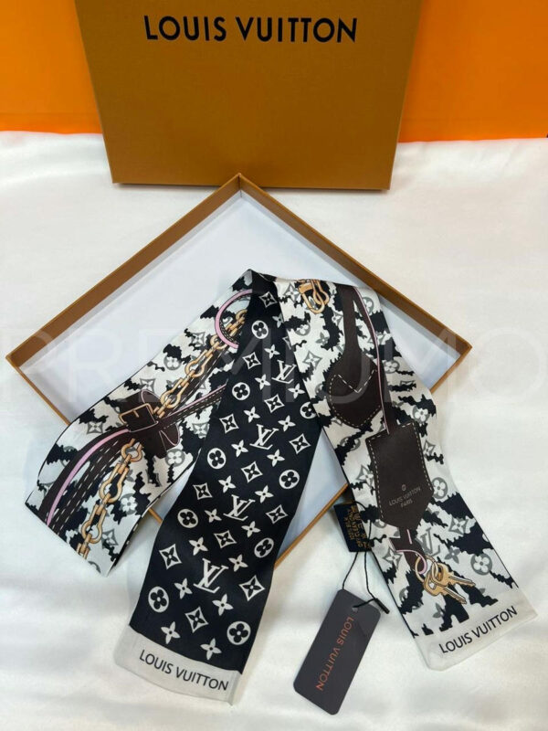 Louis Vuitton твилли PR746656