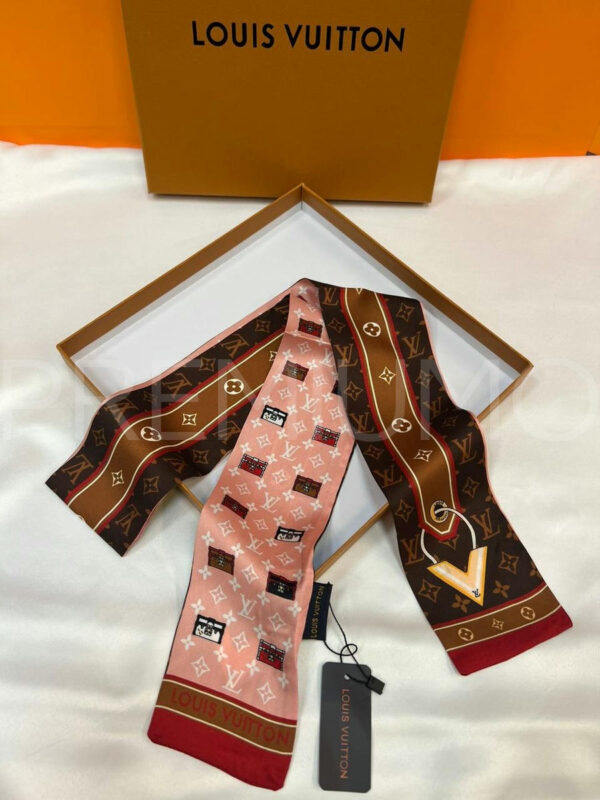 Louis Vuitton твилли PR642113