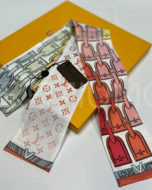 Louis Vuitton твилли PR359382