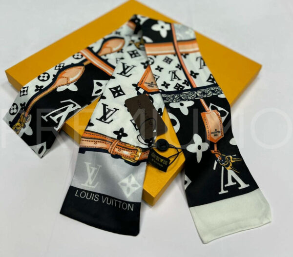 Louis Vuitton твилли PR994487