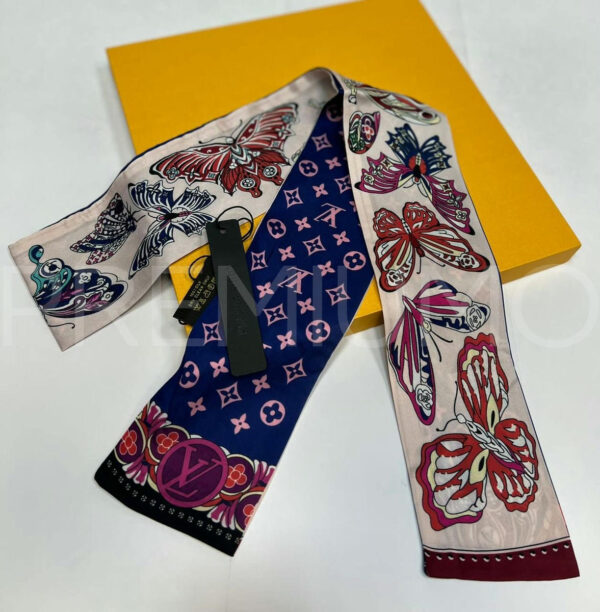 Louis Vuitton твилли PR575584
