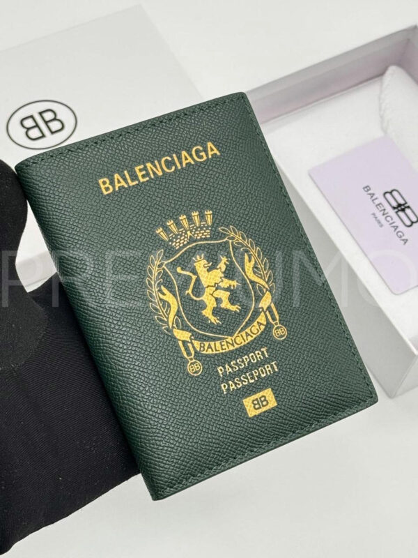 Balenciaga обложка на паспорт PR362229 13