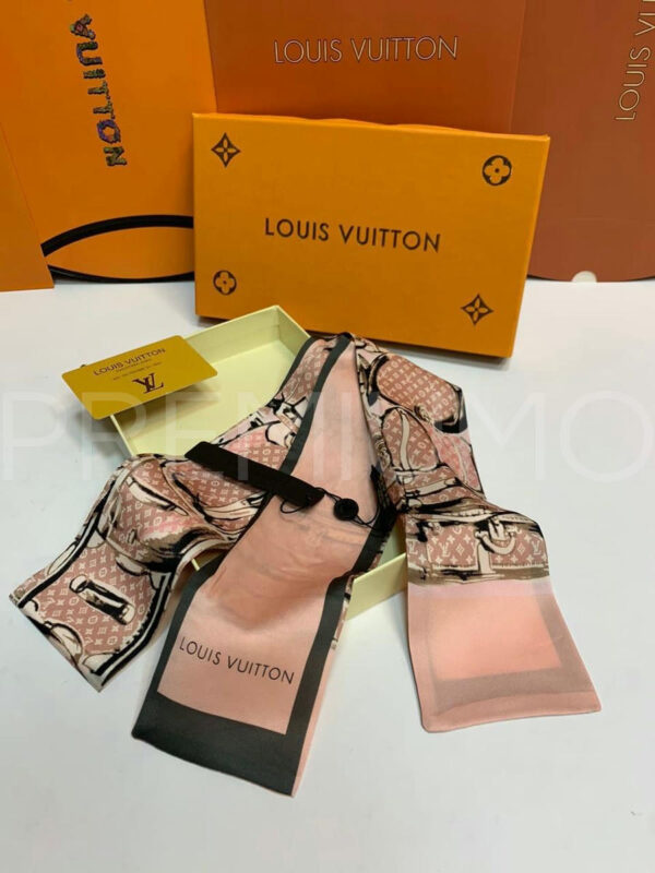 Louis Vuitton твилли PR679647