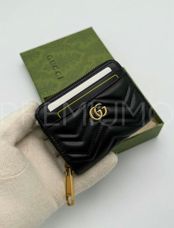 Gucci кошелек PR748543 3