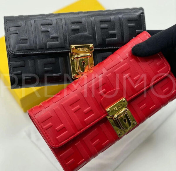 Fendi кошелек PR658941 4