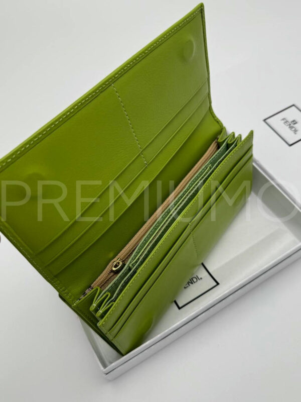 Fendi кошелек PR528570 3