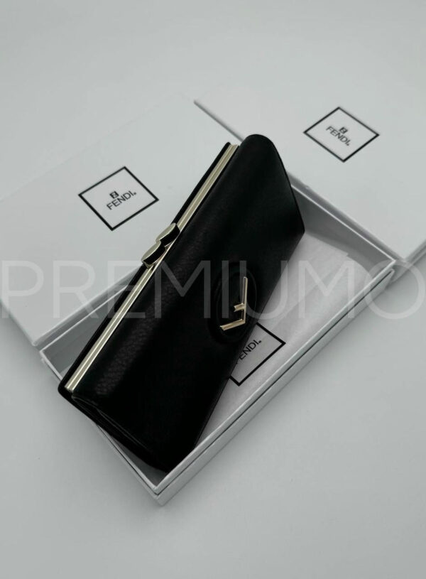 Fendi кошелек PR484319 2