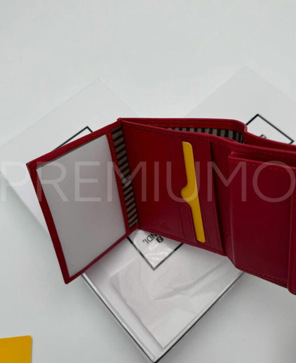 Fendi кошелек PR207391 5
