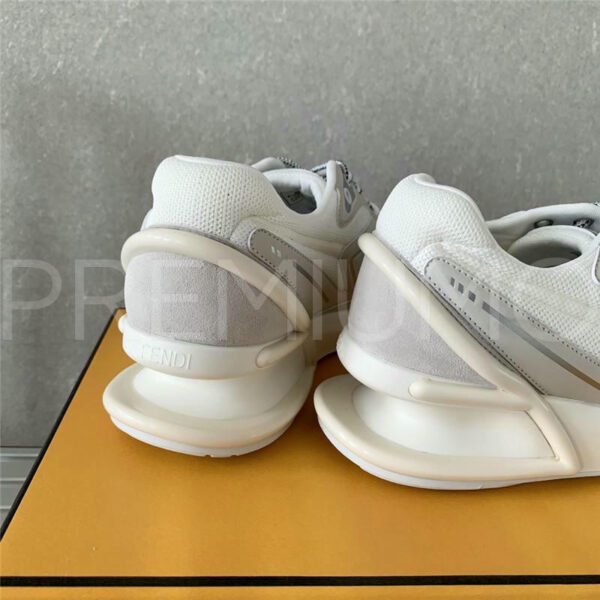 Fendi кроссовки PR354923 25