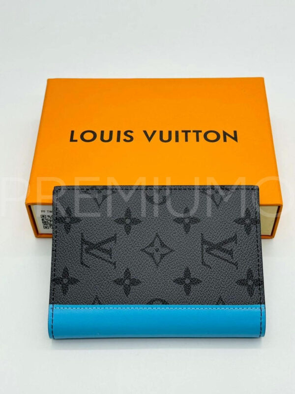 Louis Vuitton обложка на паспорт PR833189 2