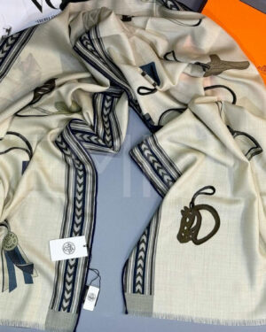 Hermes палантин PR618266