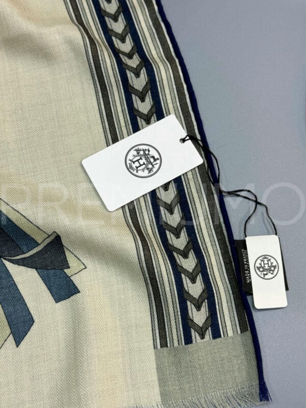 Hermes палантин PR618266 2