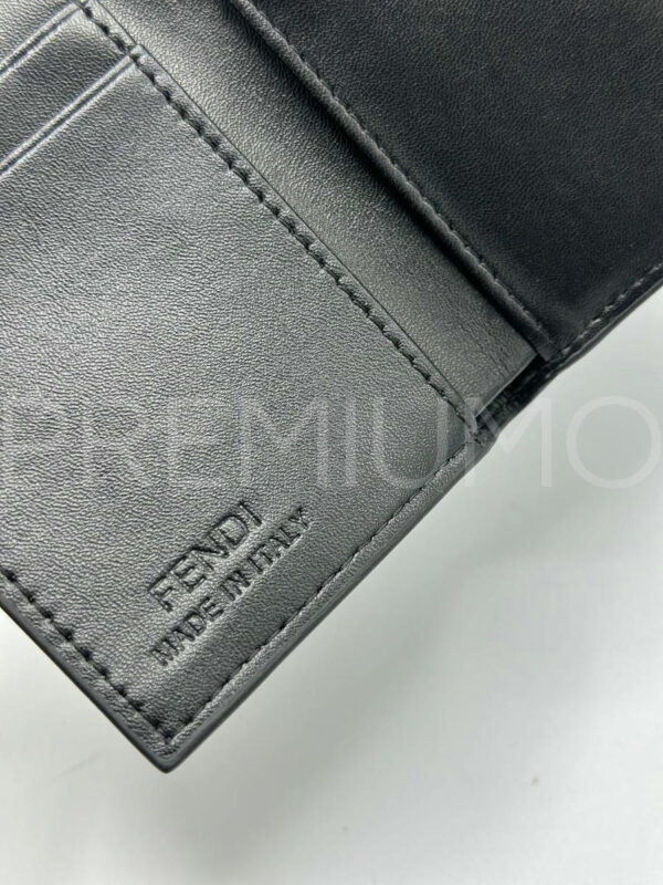 Fendi кошелек PR340424 5