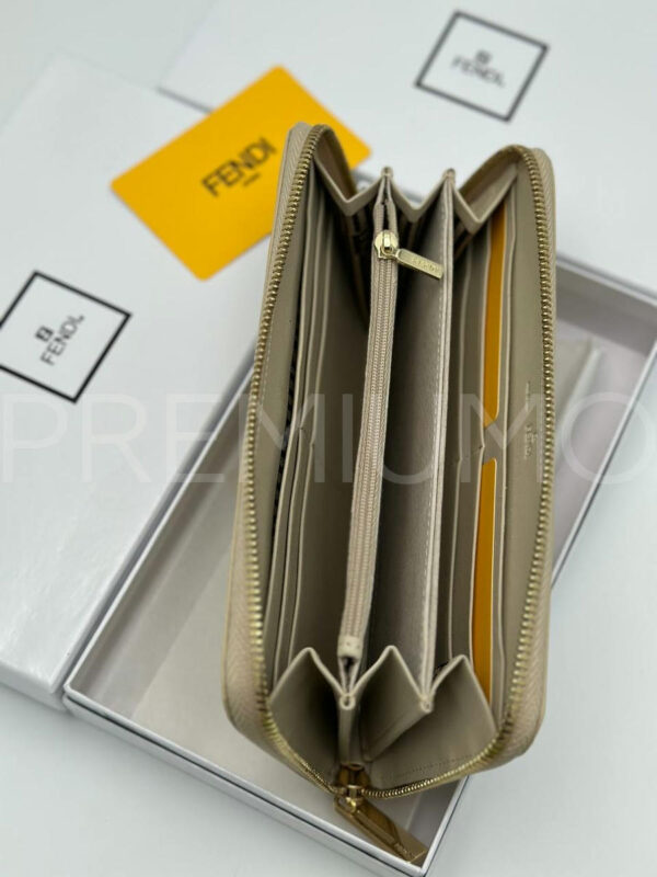 Fendi кошелек PR235385 3