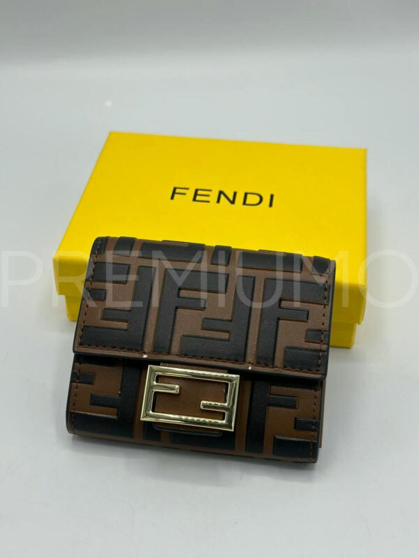 Fendi кошелек PR224597