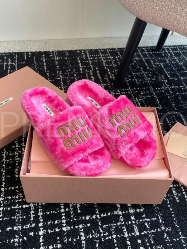 Miu Miu шлепанцы PR755652