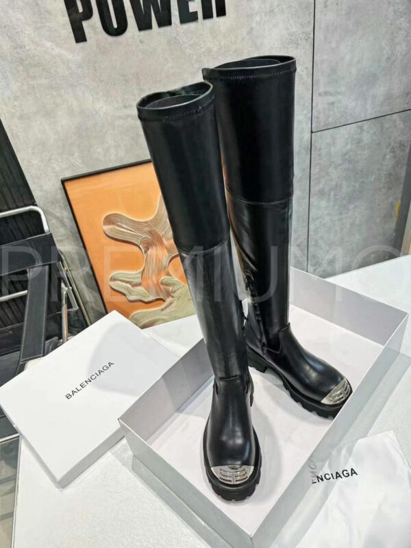 Balenciaga сапоги PR402526 3