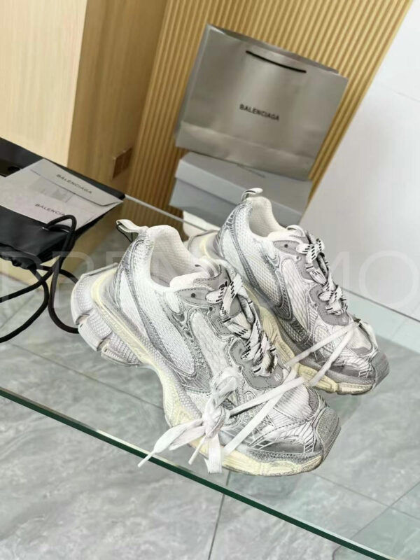 Balenciaga кроссовки PR906856