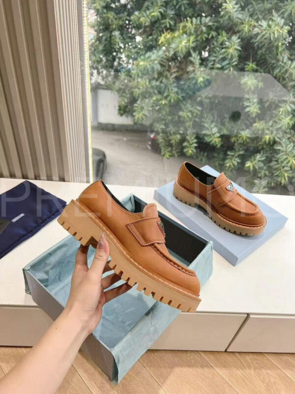 Prada лоферы PR764043 5