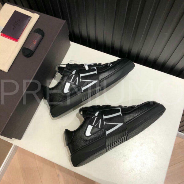 Valentino кроссовки PR545000 2