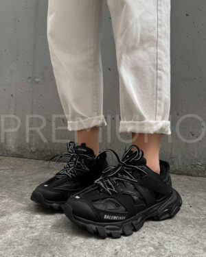 Balenciaga кроссовки PR643392